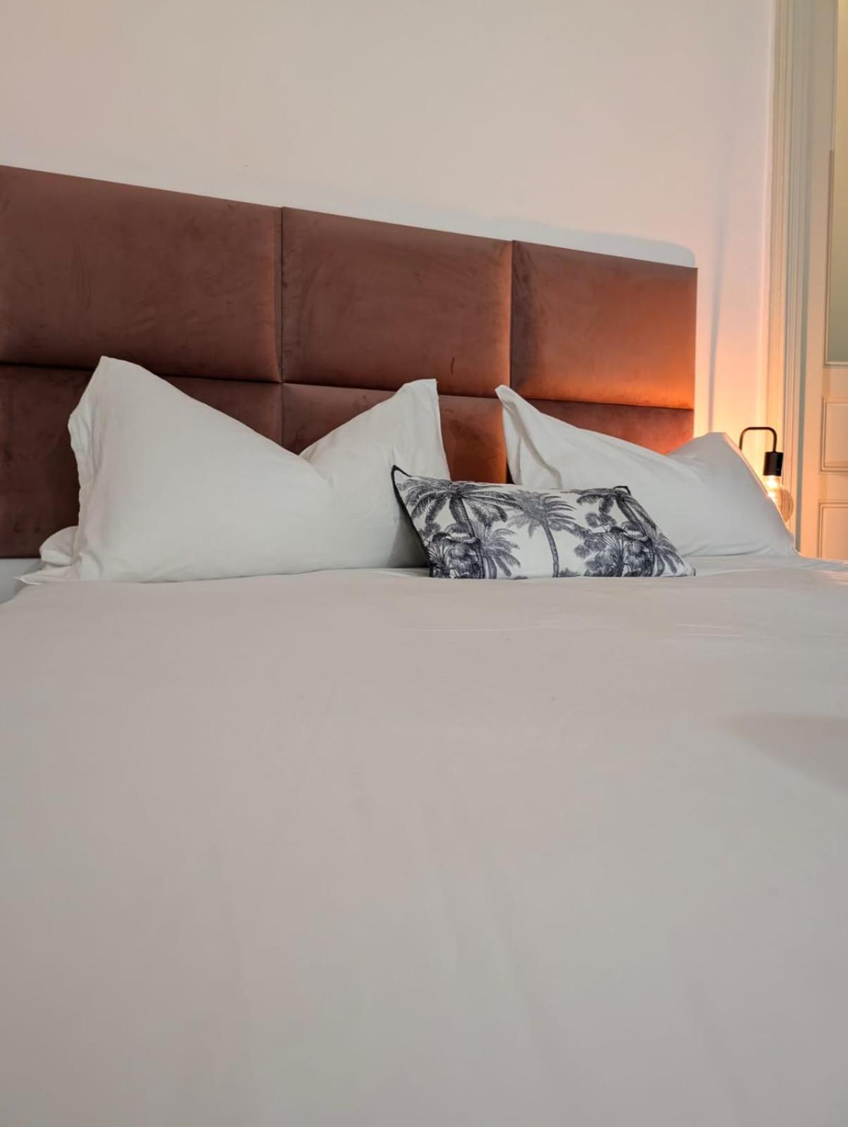 Art Palace Apartment City Center Катанія Екстер'єр фото
